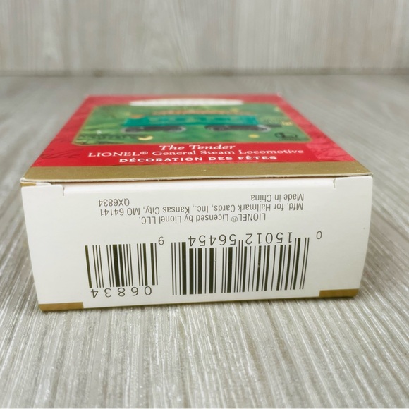 Hallmark QX6834 The Tender Lionel General Steam Locomotive Christmas Ornament - Picture 5 of 8